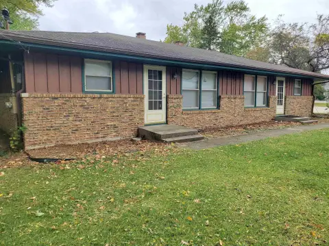 Ranch-Style Duplex: Income Opportunity