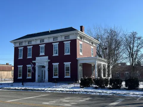 Historic Georgian Home in Saint Marys