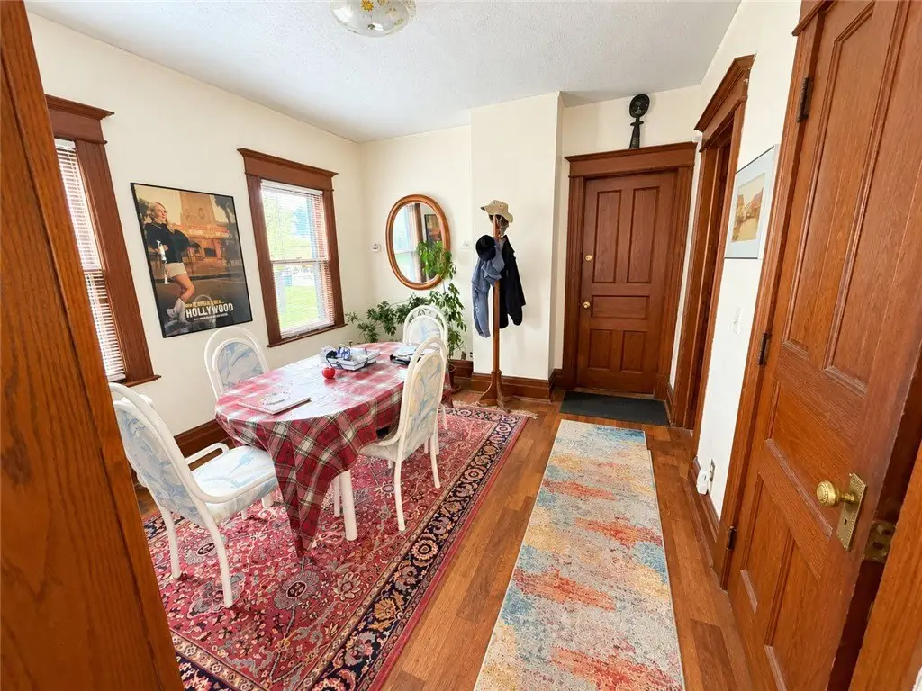 Picture 7