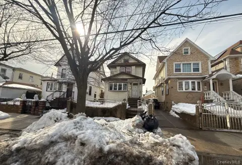 Two-Family Home in Richmond Hill