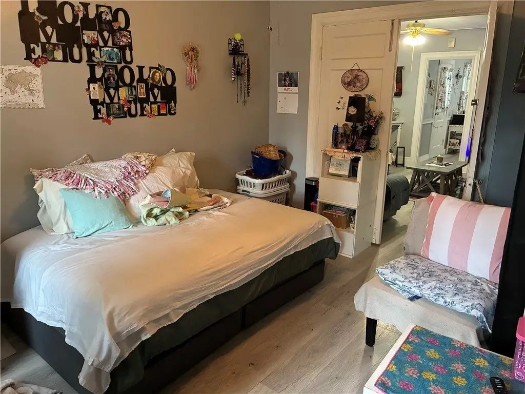 Picture 9