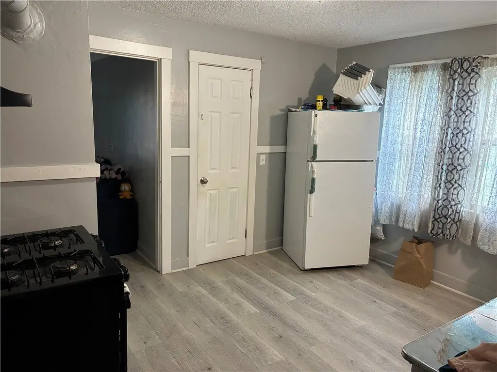 Picture 16