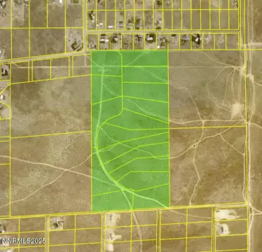 Winnemucca Land with Mountain Views