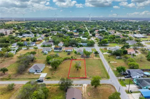 Residential Lot in Taft, TX