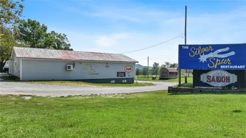 Bar and Grill with Equipment