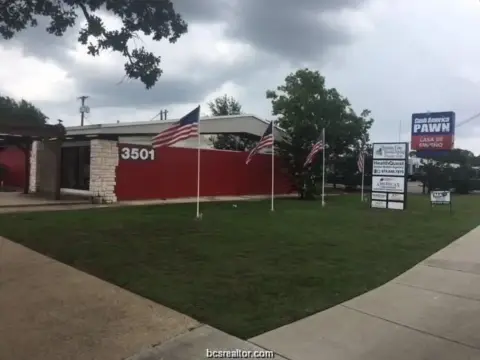 Centrally Located Bryan Office Space