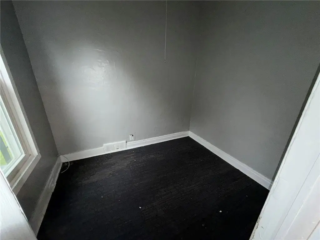 Picture 29