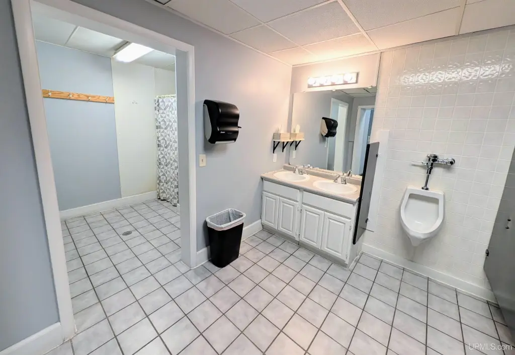 Picture 18