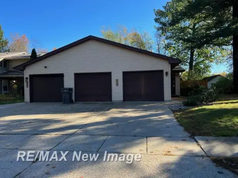 Midland Duplex in Excellent Condition