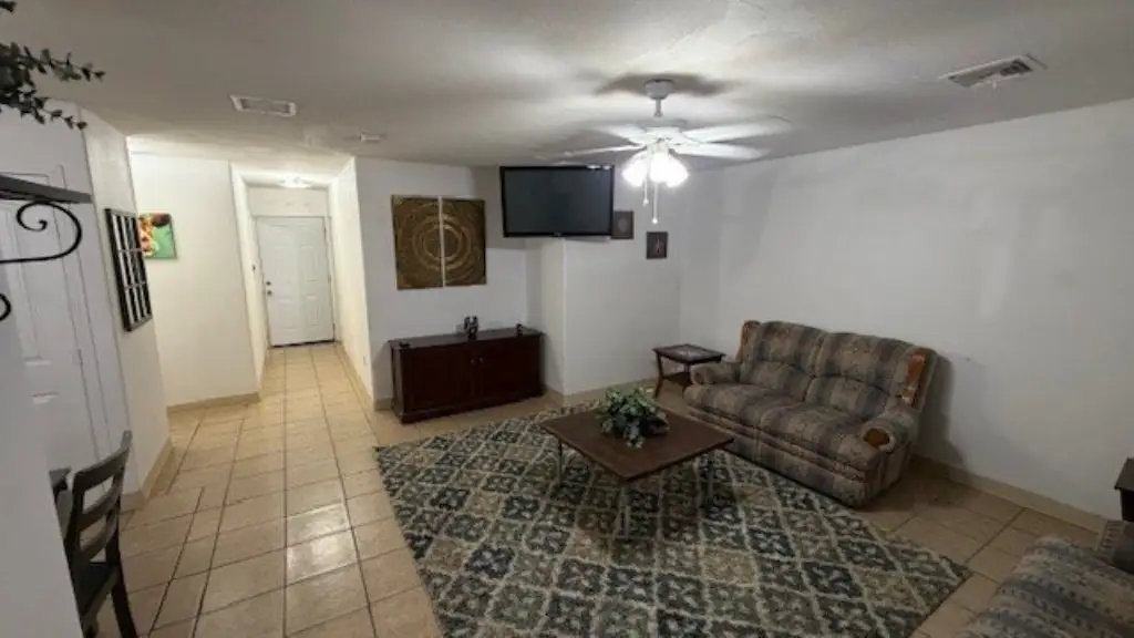 Picture 4