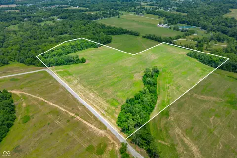 Picturesque Land Parcel in Mooresville