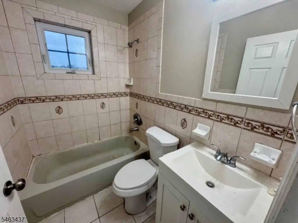 Picture 11