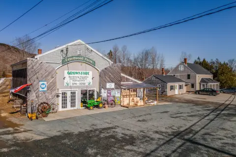 Mixed-Use Property in Blue Hill