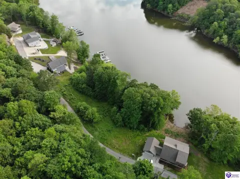 Lakefront Lots in Patriot Shores