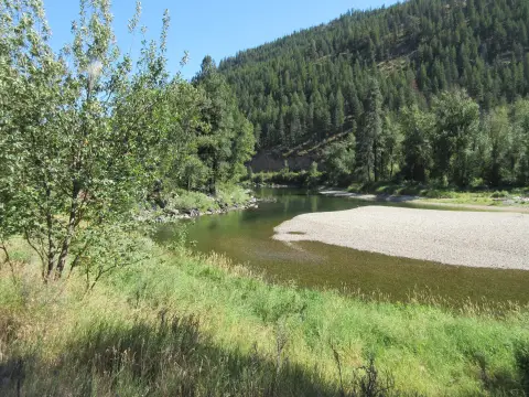 Kettle Riverfront Land