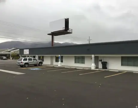 Layton Commercial Space For Rent