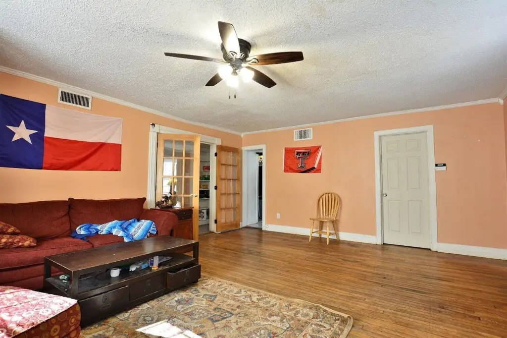 Picture 3