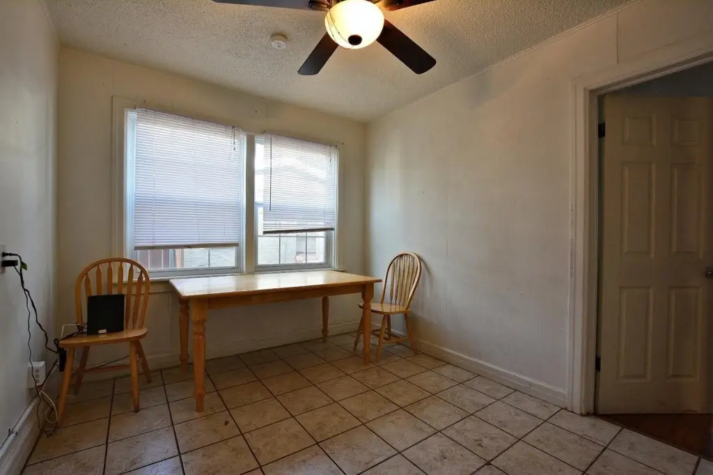 Picture 7