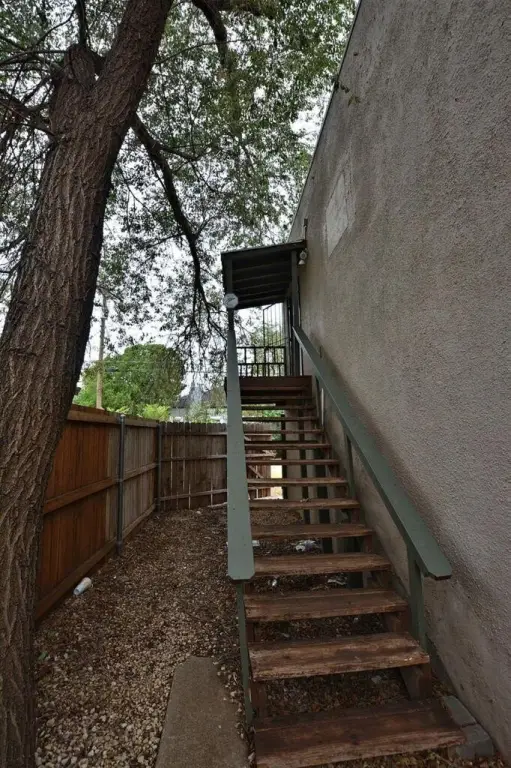 Picture 19