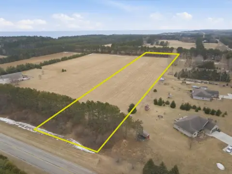 Buildable Lot Near Lake Michigan