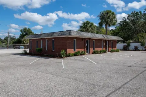 Lakeland Office Building For Lease
