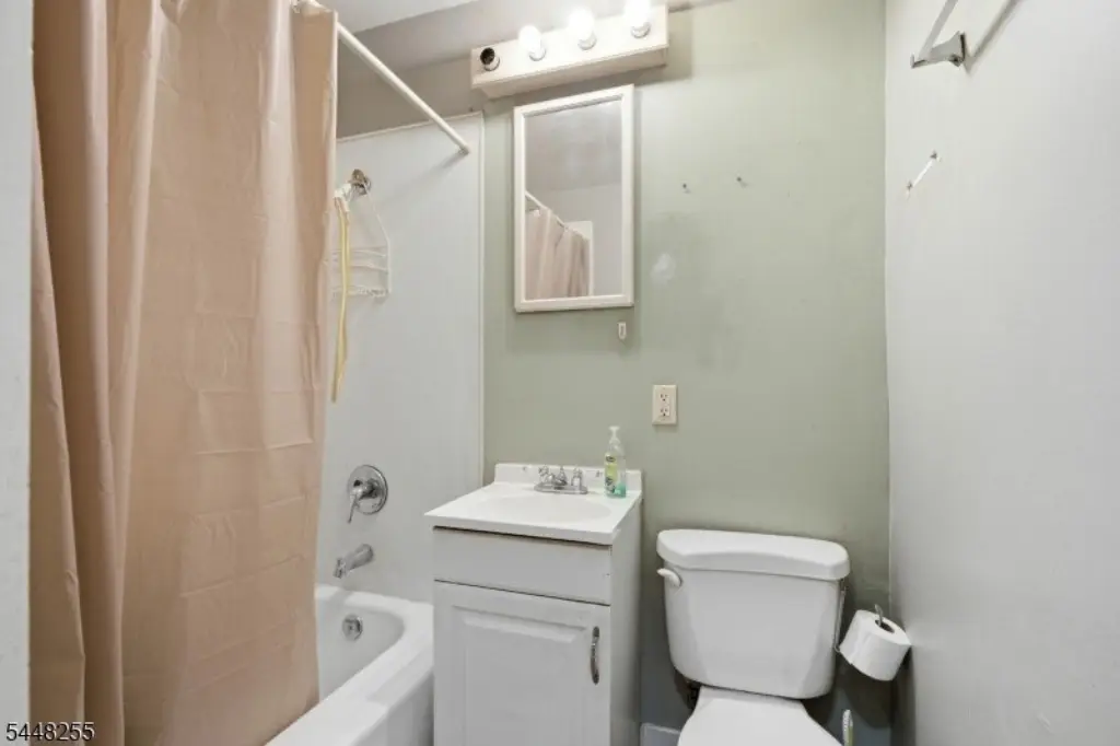 Picture 9
