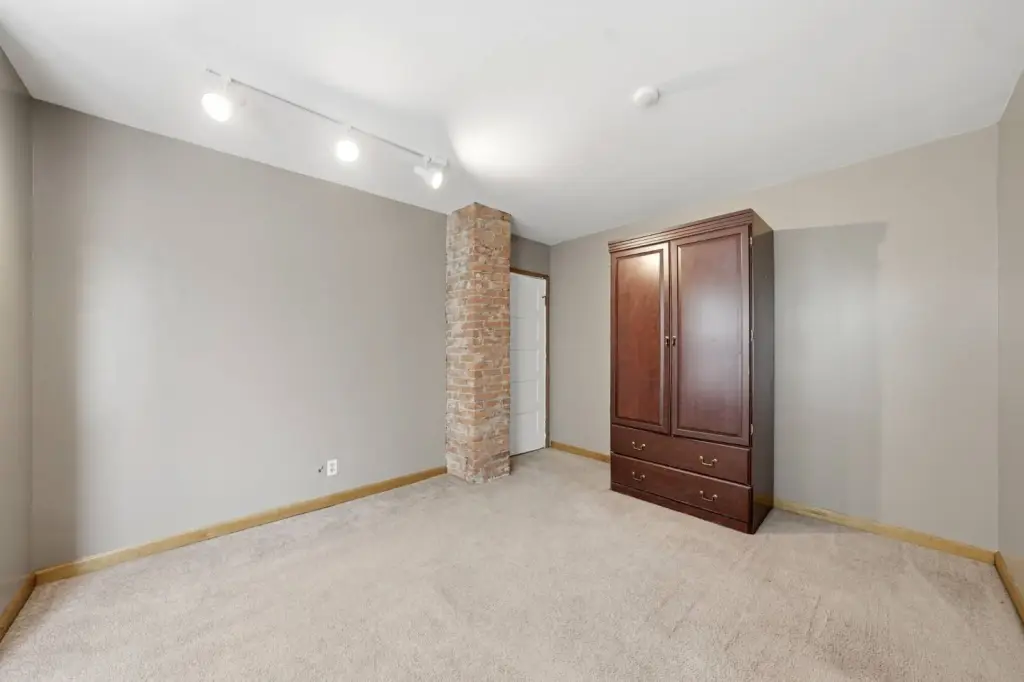 Picture 30