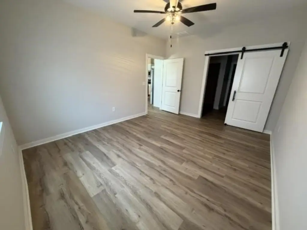 Picture 18