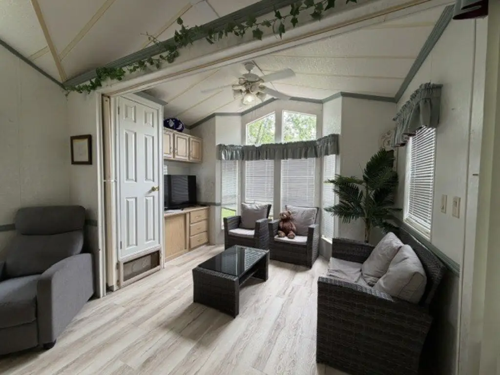 Picture 5