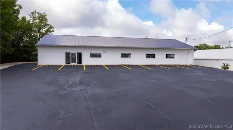 Renovated Commercial Property in Osage Beach