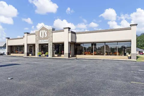 Russellville Commercial Building For Sale
