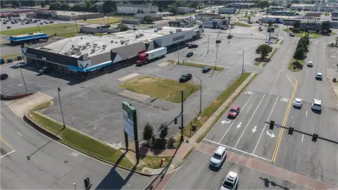 Prime Corner Lot in Jacksonville