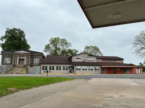 Turn-Key Bar and Restaurant