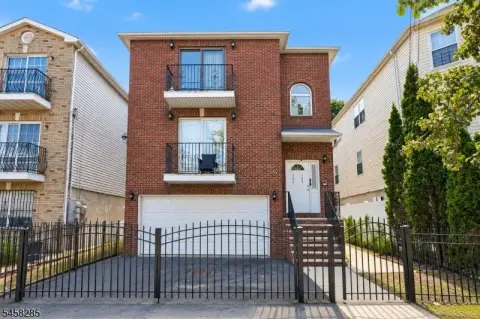 3-Unit Triplex with Attached Garage