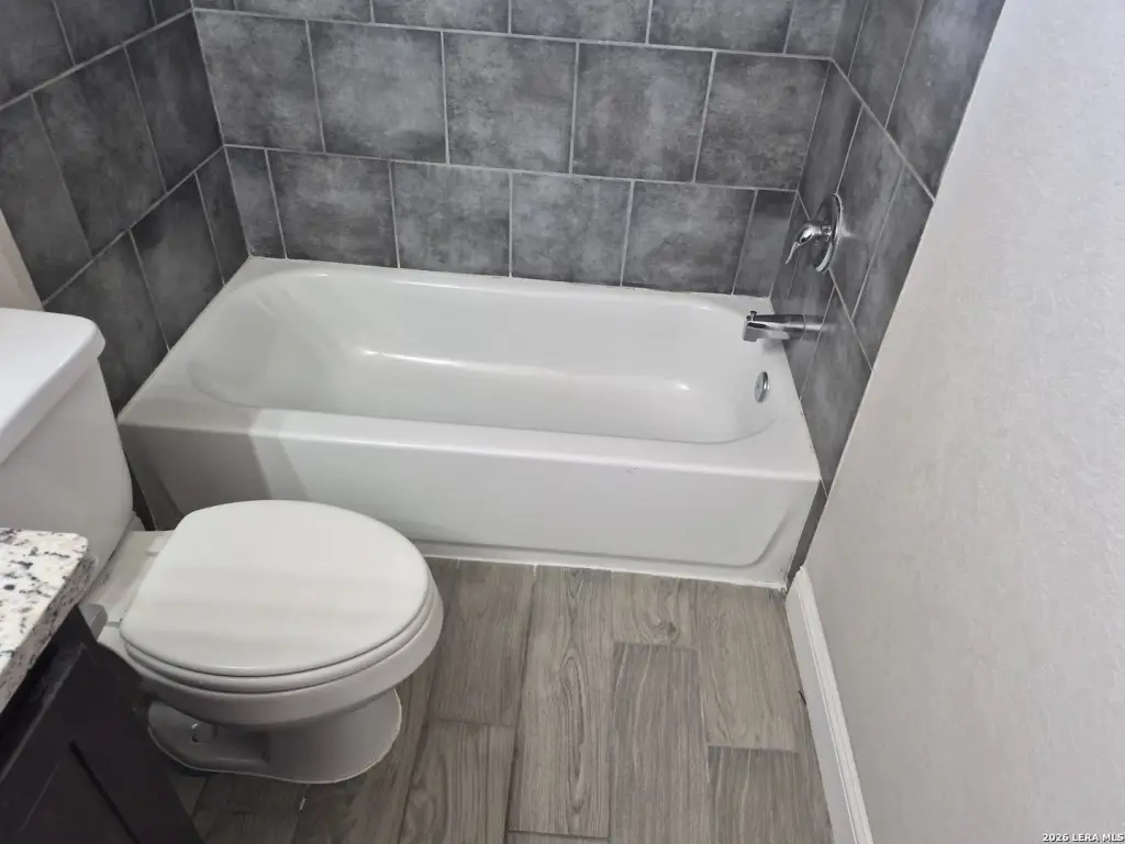 Picture 30