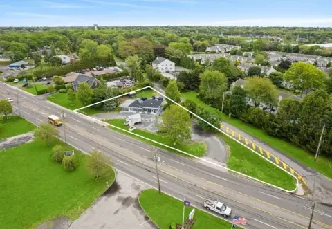 Southampton Commercial Building with Kitchen