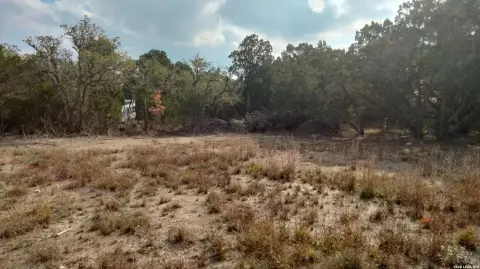 Residential Land in Bandera, TX