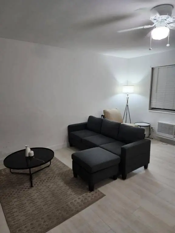 Picture 30