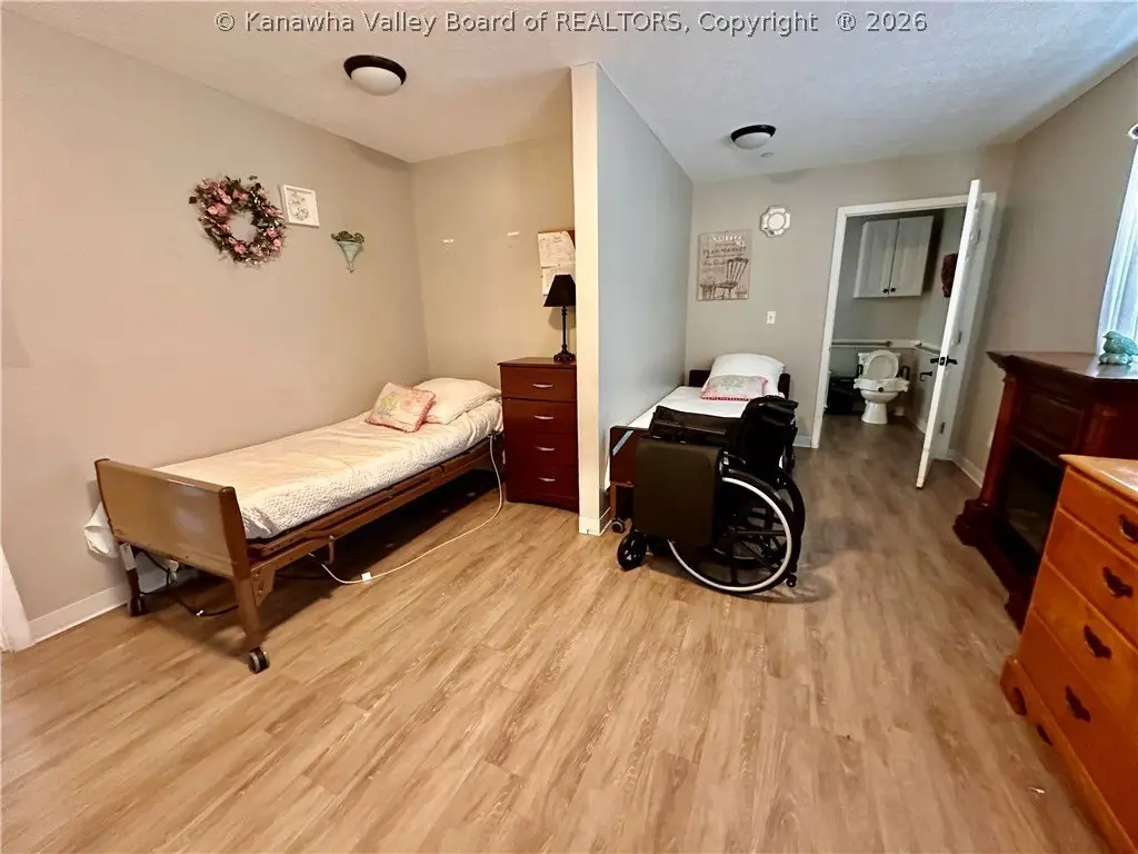Picture 25