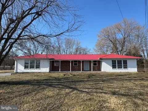 Duplex Rancher on Corner Lot