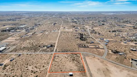 5.5 Acres in El Paso
