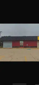 Former Autozone Retail Space