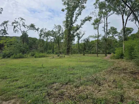 Hot Springs Acreage with Utilities