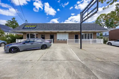 Refurbished Retail Space in Newfield