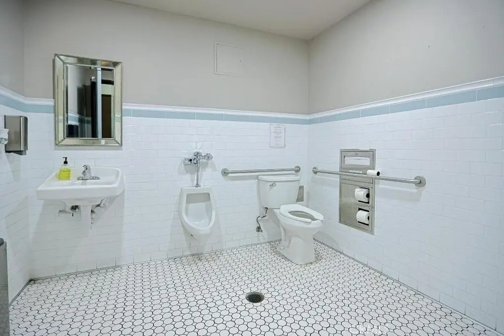 Picture 19