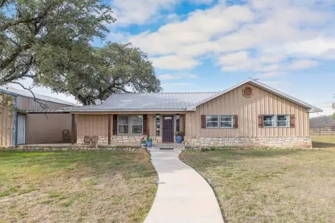 Turnkey Ranch with Natural Gas Well