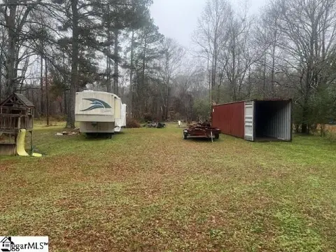 Residential Lot in Clinton, SC