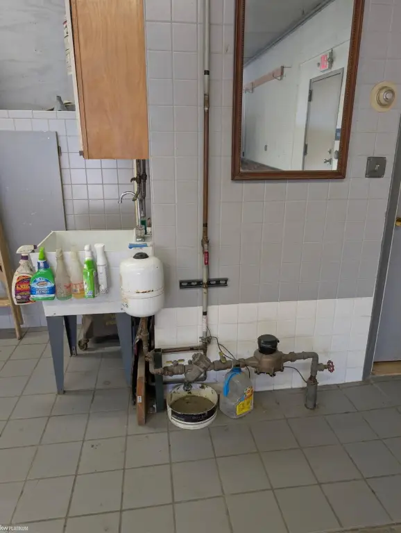Picture 10