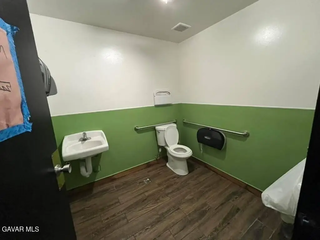 Picture 16