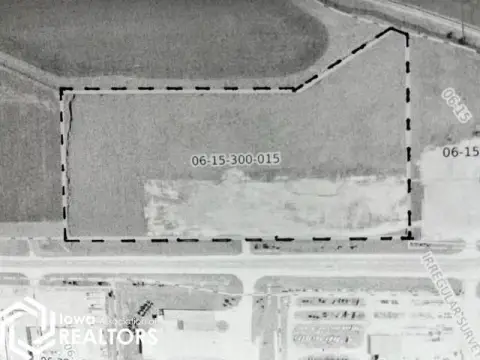 Carroll Land Parcel on Highway